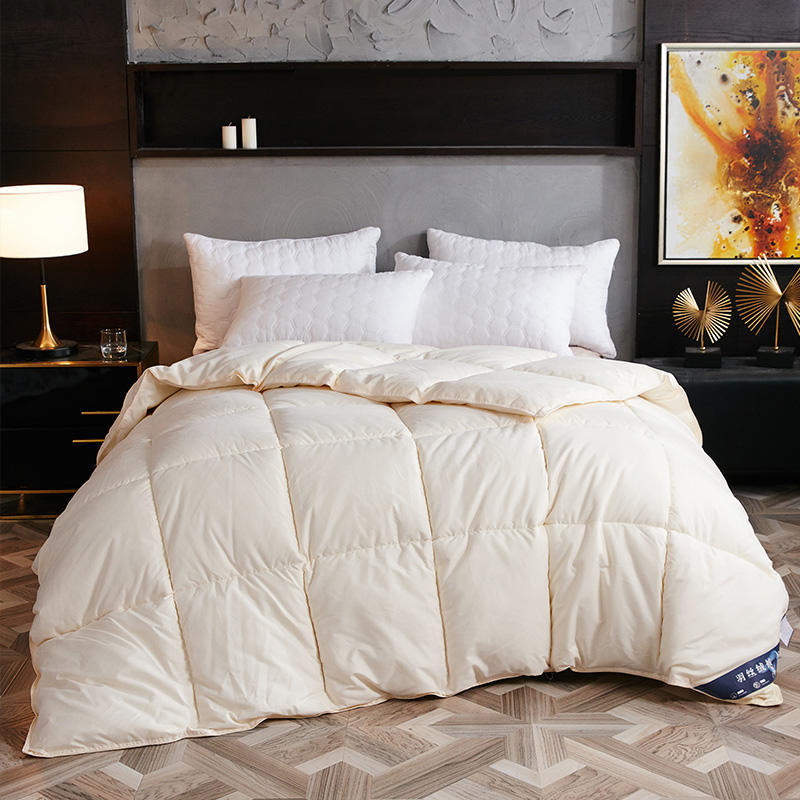 Luxurious Goose Down Winter Duvet for Year-Round Comfort